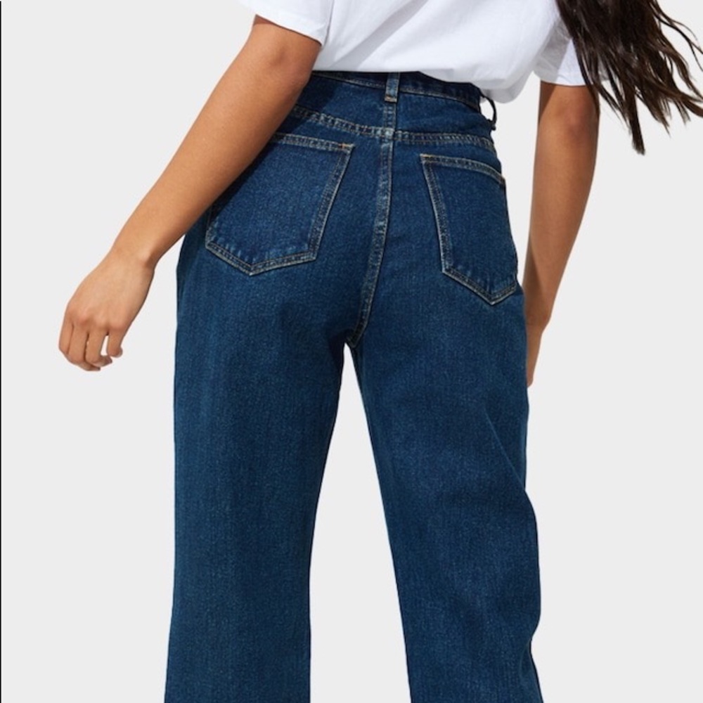 PrettyLittleThings Dark Blue Mom Jean NWT